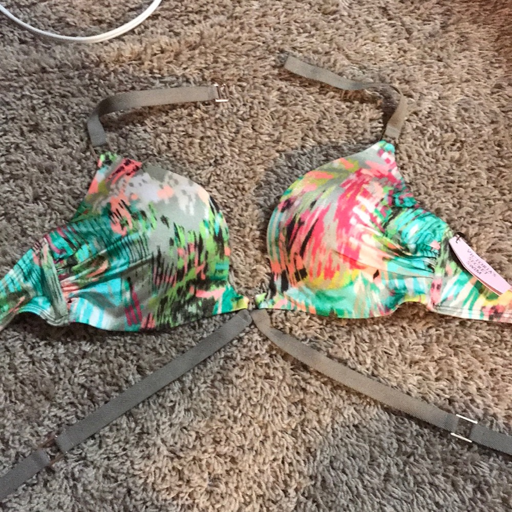 Victoria’s Secret Bikini top